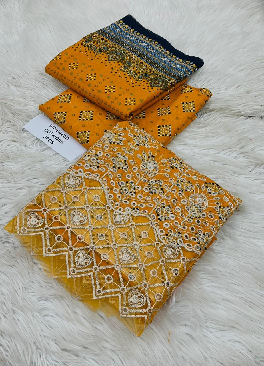 Chiken Kari Khaddar 3 Piece Suit