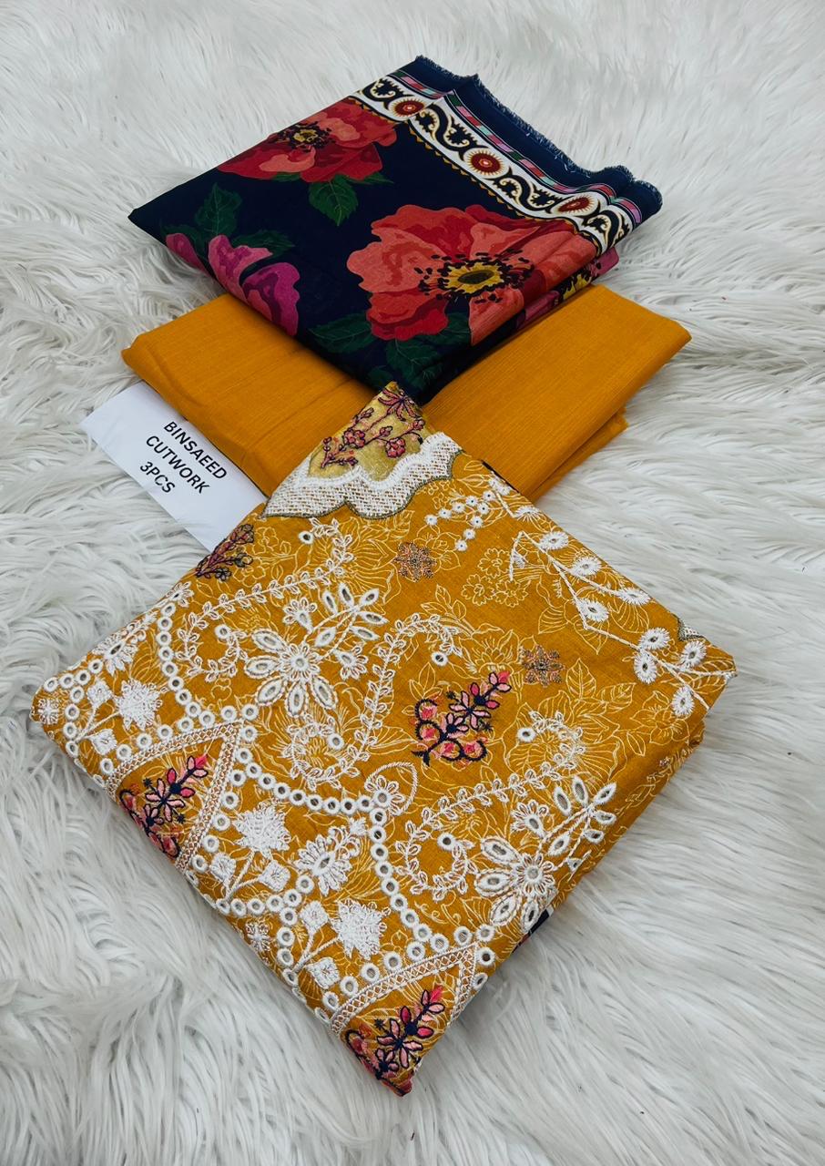 Chiken Kari Khaddar 3 Piece Suit