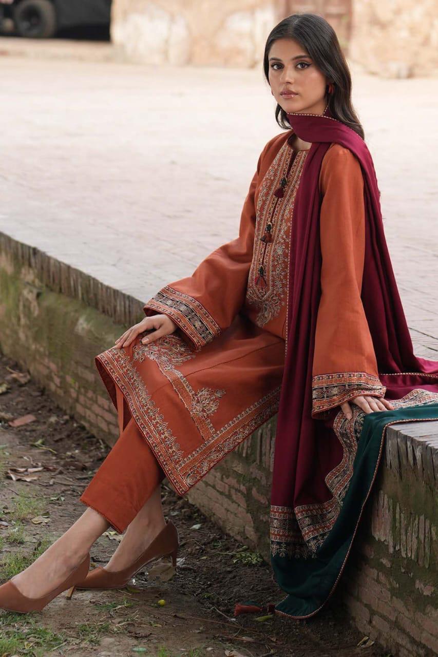 Embroidered Lawn Fancy 3 Piece Dress - Image 3