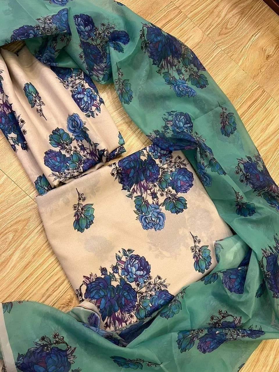 Lawn 3Pc Suit