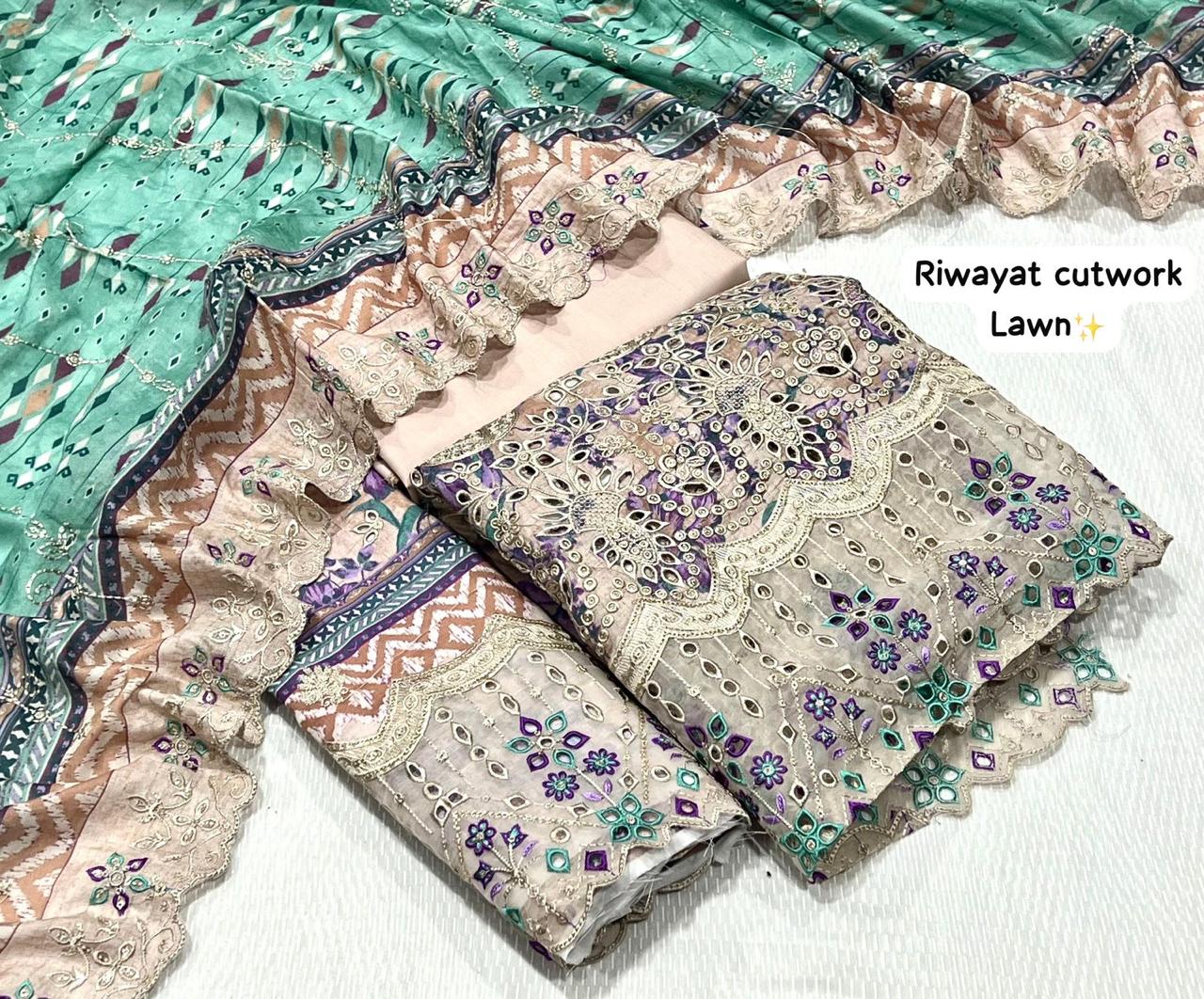 Lawn Chikenkari 3 Piece Suit